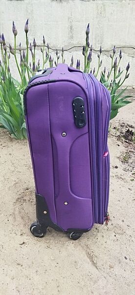 Дорожня валіза