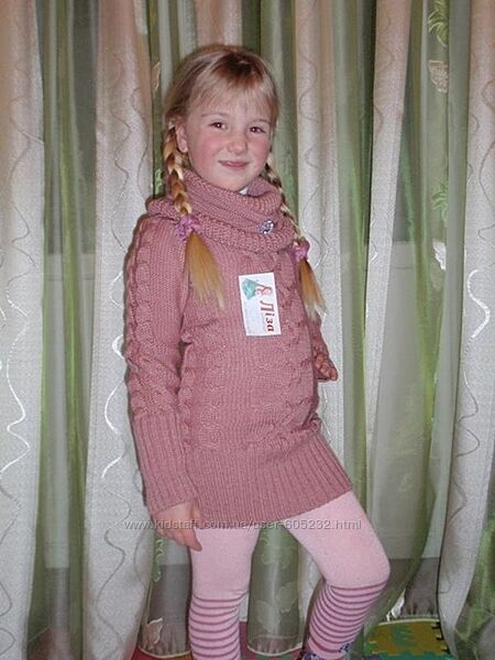 Теплий в&acuteязаний светр з хомутом для дівчинки