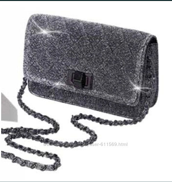 Срібляста вечірня сумочка 