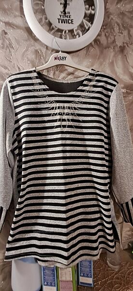 Жіноча легенька кофтинка нова розмір л