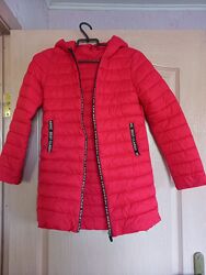 Червона куртка осінь/весна для дівчинки 7-8 років
