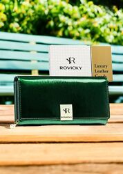 Жіночий лакований гаманець Rovicky