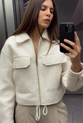 Трендовий бомбер Zara