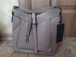 Фирменная новая сумка Zara , с биркой в упаковке