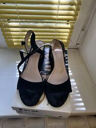 Босоніжки favor