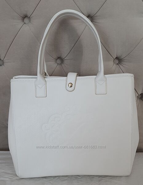 Біла велика каркасна сумка Alba Soboni еко шкіра в ідеальному стані 