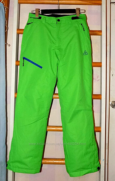 Полукомбинезон, лыжные штаны термо р.146-152см на 11-12лет