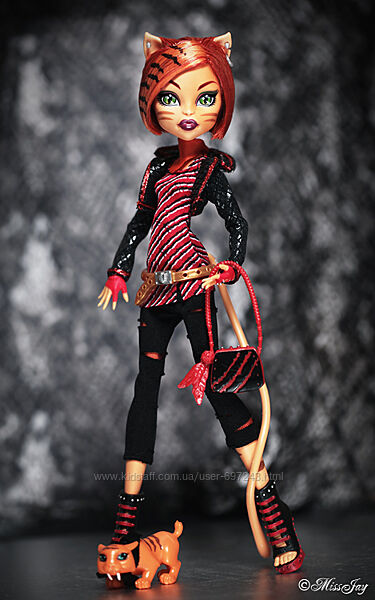 Monster High Toralei Stripe базовая с питомцем Торалей Монстер хай