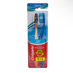 Зубная щетка Colgate Triple Action средняя жесткость 2шт.