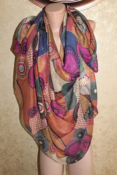 очень красивый шарф 183х88 см. вискоза.