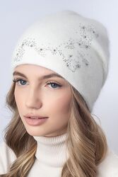 Жіноча ангорова шапка на флісі на зиму