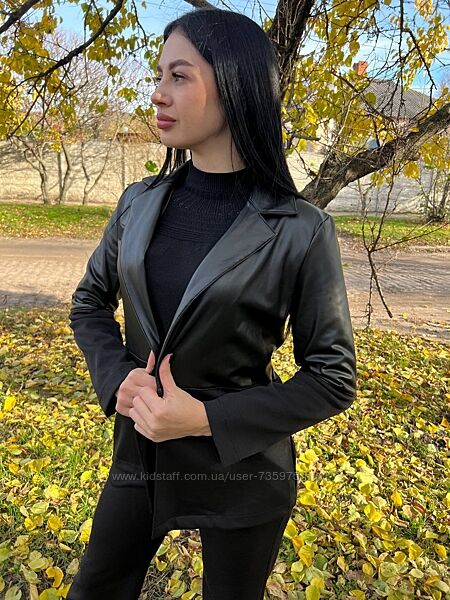 Жіночий чорний костюм 42-48 розмір Туреччина 