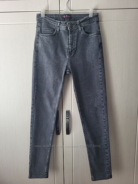 Джинсы размер 29 новые, без бирки