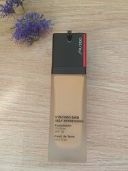 Тональний крем shiseido synchro skin self-refreshing foundation 240