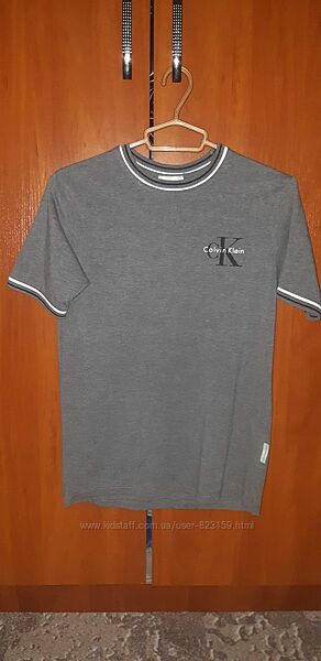 Футболка Calvin Klein Jeans темно-сіра S
