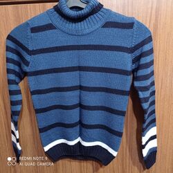 Продам кофту свитер на мальчиков рост 152 см б/у качество, без дефектов,