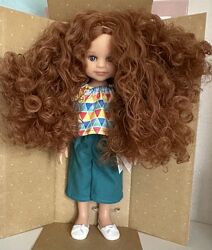 #5: 04699 Paola Reina