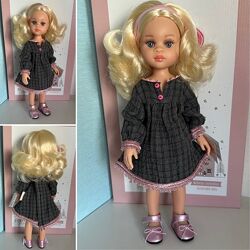 #2: Paola Reina 04687