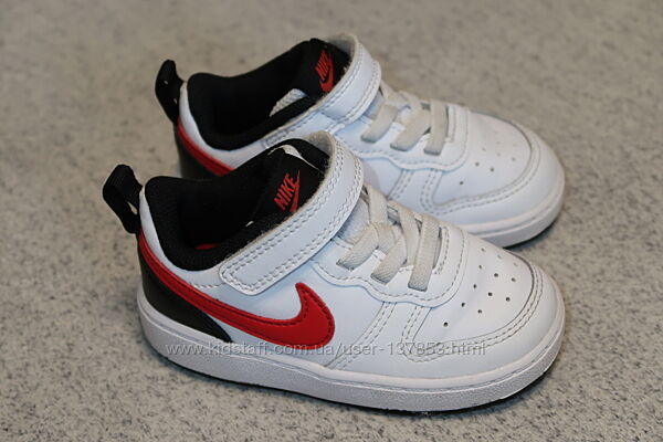 Кожаные кроссовки Nike оригинал - 22 размер