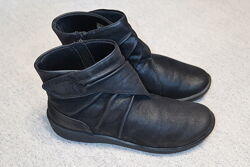 Демисезонные ботинки Clarks оригинал - 37,5 размер