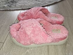Шлепки р.37 Ugg