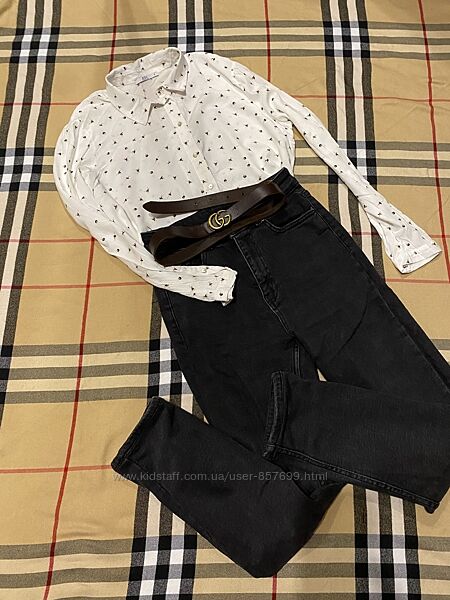 Дуже красива блуза стилю gues актуально як нова, Розмір М.