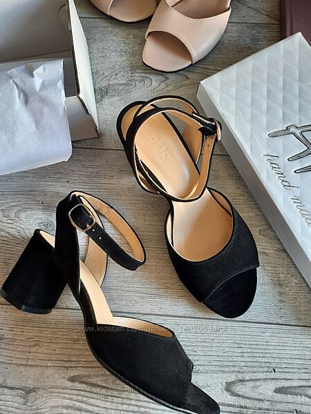 Распродажа Шикарные замшевые босоножки чёрные на каблуке 36-40р