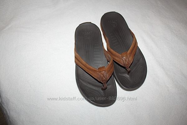 Вьетнамки фирмы crocs m10 w12 размера наш 44-45 размер по стельке 29 см.