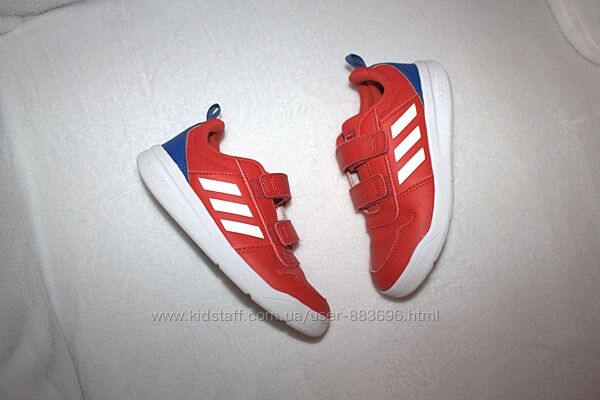 Кроссовки фирмы adidas 31 размер по стельке 20 см