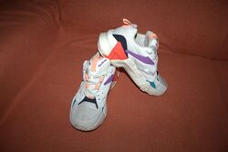 Кроссовки фирмы reebok 35,5 размера по стельке 23,5 см