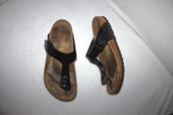 Шльопанці в&acuteєтнамки фірми birkenstock 41 розміру за устілкою зазначено 26,5