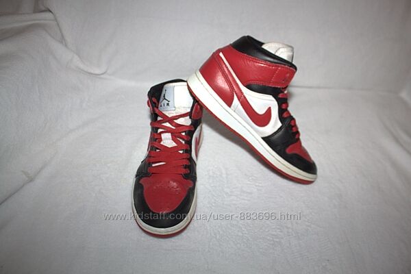 Кросівки фірми jordan 37,5 розміру по устілці 24 см