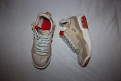 Кроссовки фирмы nike air jordan ma2 cw5992-200  оригинальные 39 размера 