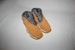 Кроссовки фирмы jordan 38,5 размера по стельке 24,5 см