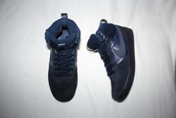 Кроссовки хайтопы утепленные фирмы nike 39,5 размера по стельке 25,5 см. 