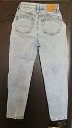 Джинси жіночі, р. 34 Bershka