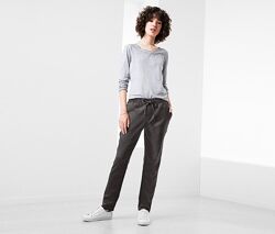 Стильні зручні щільні жіночі брюки, штани-джогери від tchibo Чібо, укр 54-56