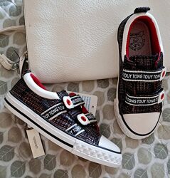 Кєди на липучці