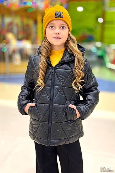 Куртка чорна зимова з ромбами для дівчинки Midimod