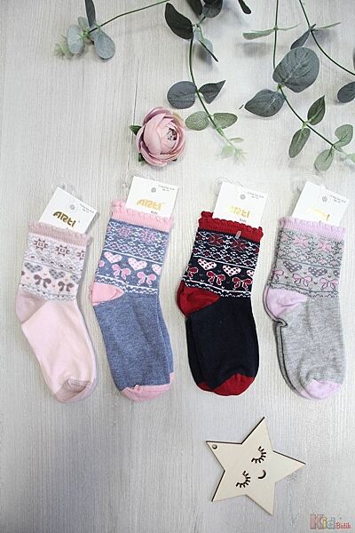 Шкарпетки Візерунок з бантиками для дівчинки 3-4 років Arti