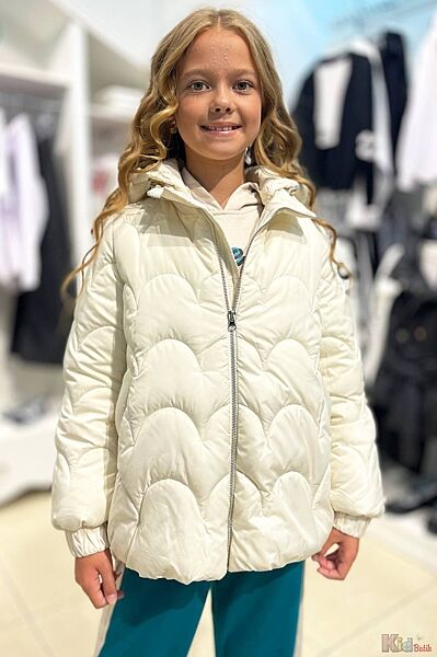 Куртка демісезонна молочного кольору для дівчинки Ірма Cvetkov
