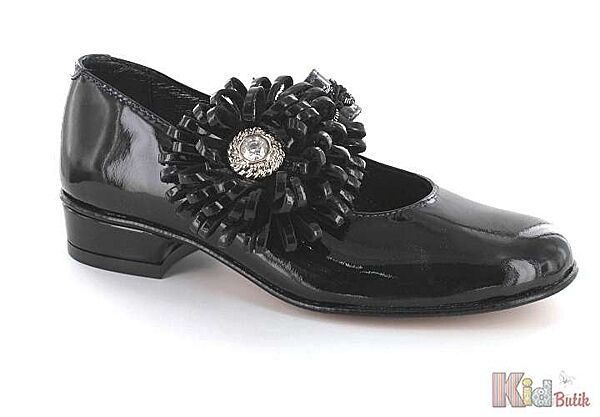 Туфлі для дівчинки лакові чорні з квіткою Bartek