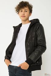 Куртка чорного кольору з елементами графіті для хлопчика Reporter Young