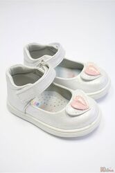 Туфлі із серцем для дівчинки Jong-Golf