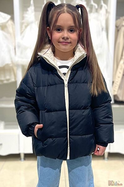 Куртка демісезонна з капюшоном для дівчинки Cvetkov