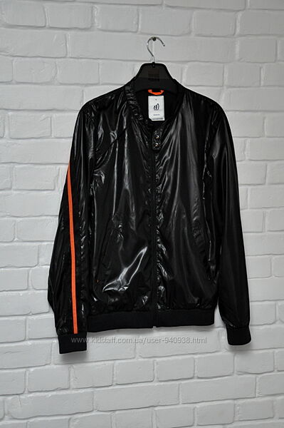 MOULI. Норвегия. Брендовая мужская ветровка. Размер L.