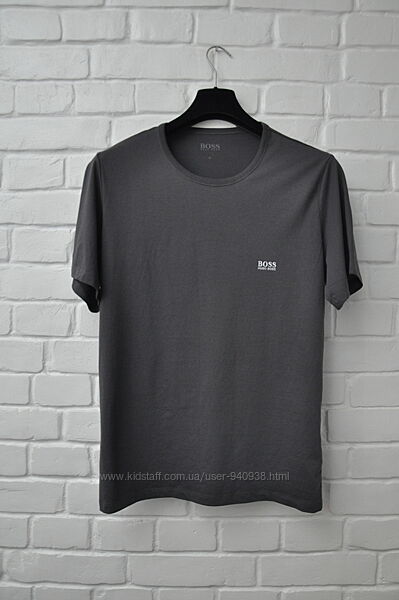 HUGO BOSS. Оригинал. Мужская базовая футболка. р. XL.