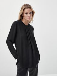 Чорна шифонова блуза подвійного крою Massimo Dutti