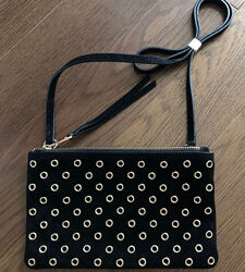 Небольшая замшевая сумка кошелек мини кроссбоди сумочка черная  Н&М