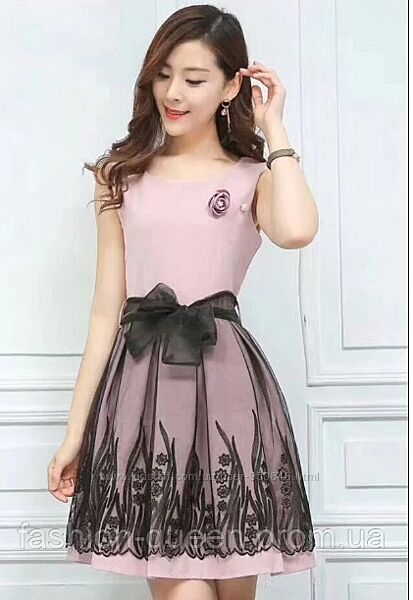 Літнє жіноче красиве рожеве плаття з чорним, розмір s-42
